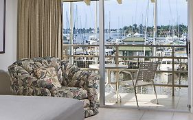 Cove Inn On Naples Bay